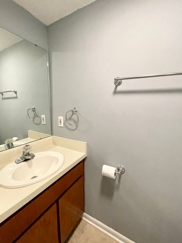 405 Harbison Blvd #825 - Photo 5 of 10