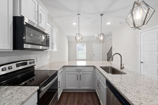 224 Drayton Dr - Photo 1 of 1