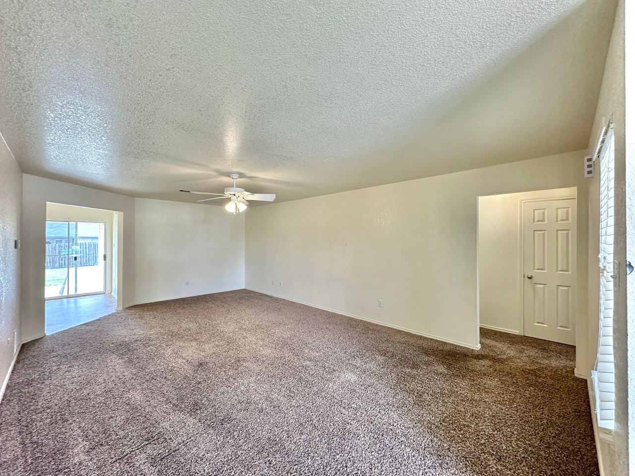 223 Timber Ridge Dr - Photo 2 of 30