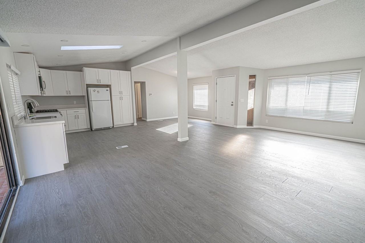 32067 Emerald Ln - Photo 6 of 19