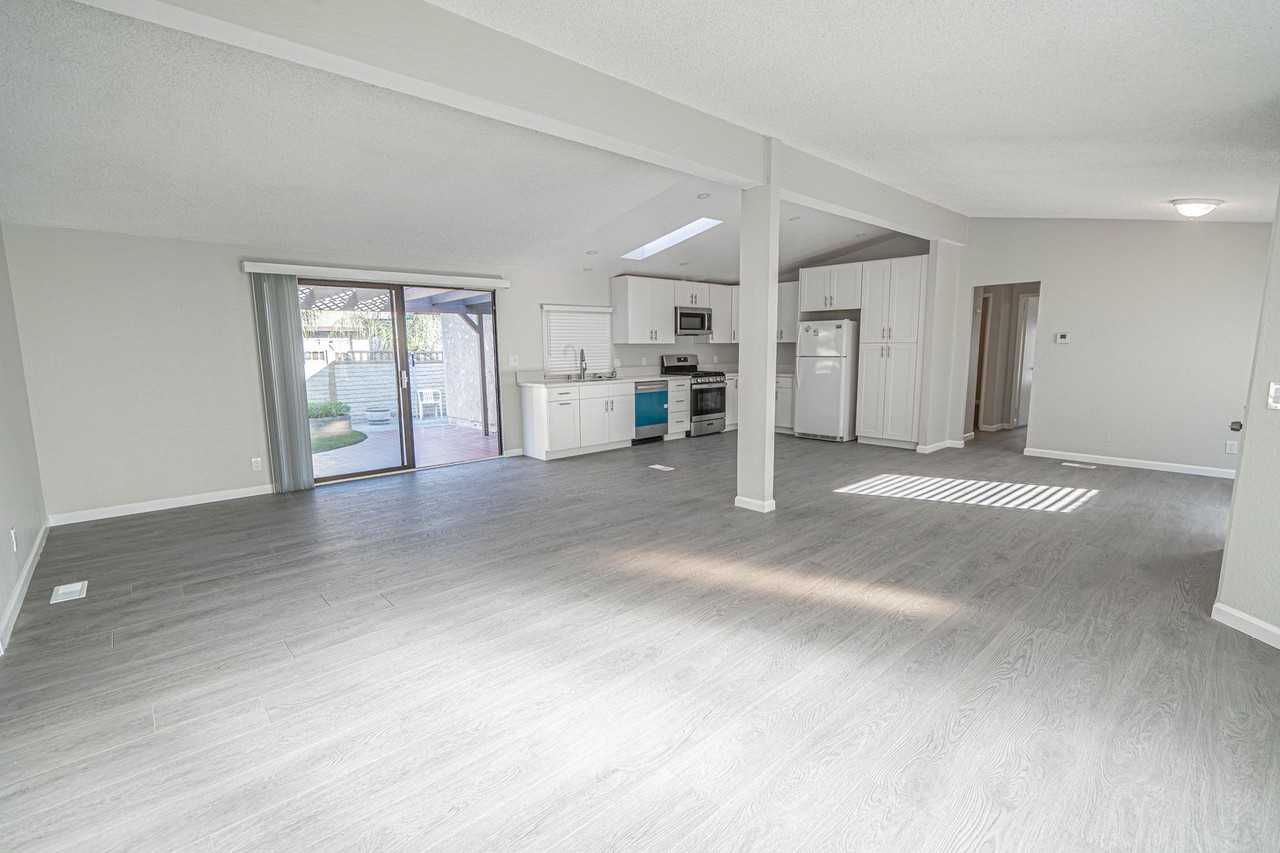 32067 Emerald Ln - Photo 7 of 19