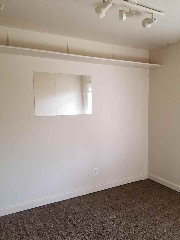 2507 Michigan Ave - Photo 5 of 9