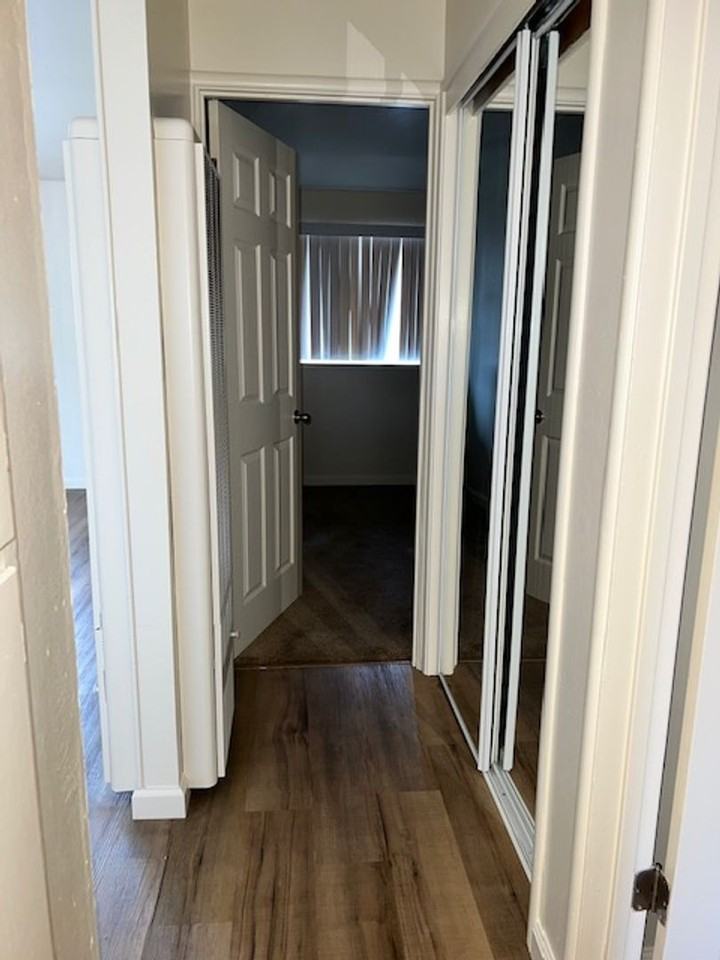 Montgomery Apartments - Photo 4 of 26