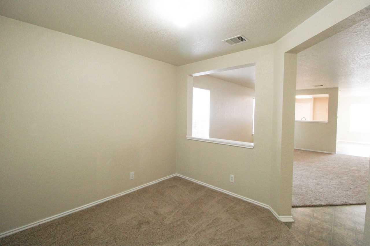 16122 Branching Oaks - Photo 3 of 45