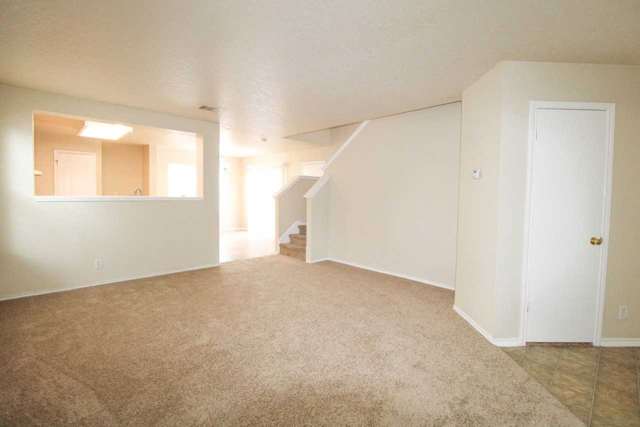 16122 Branching Oaks - Photo 7 of 45