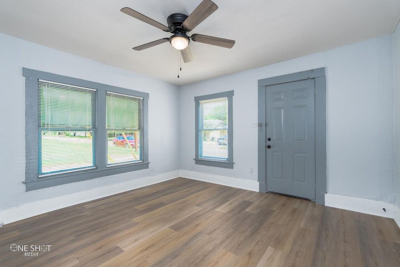 1433 S 11th St - Photo 4 of 23