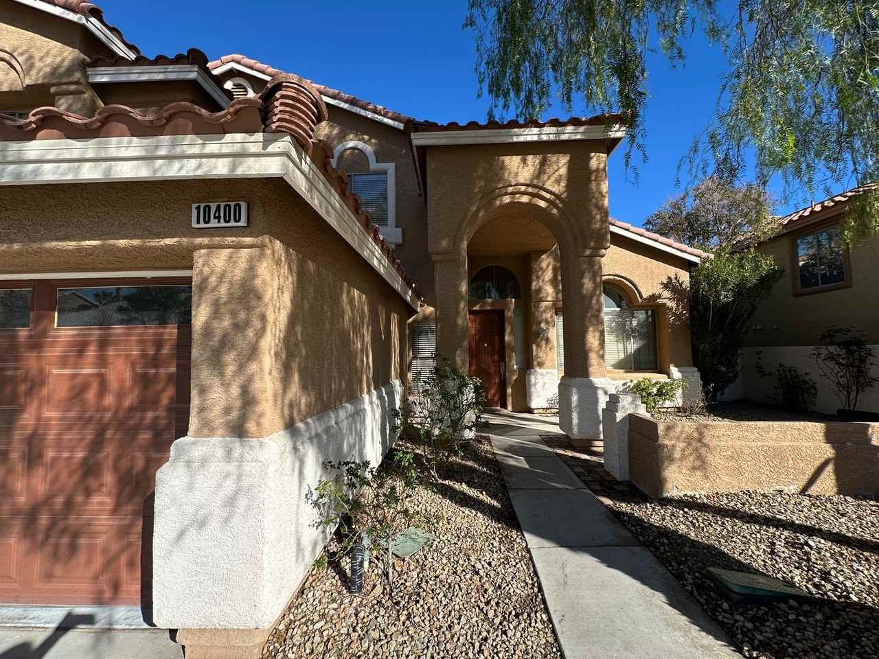 10400 Falls Church Ave - Photo 2 of 32