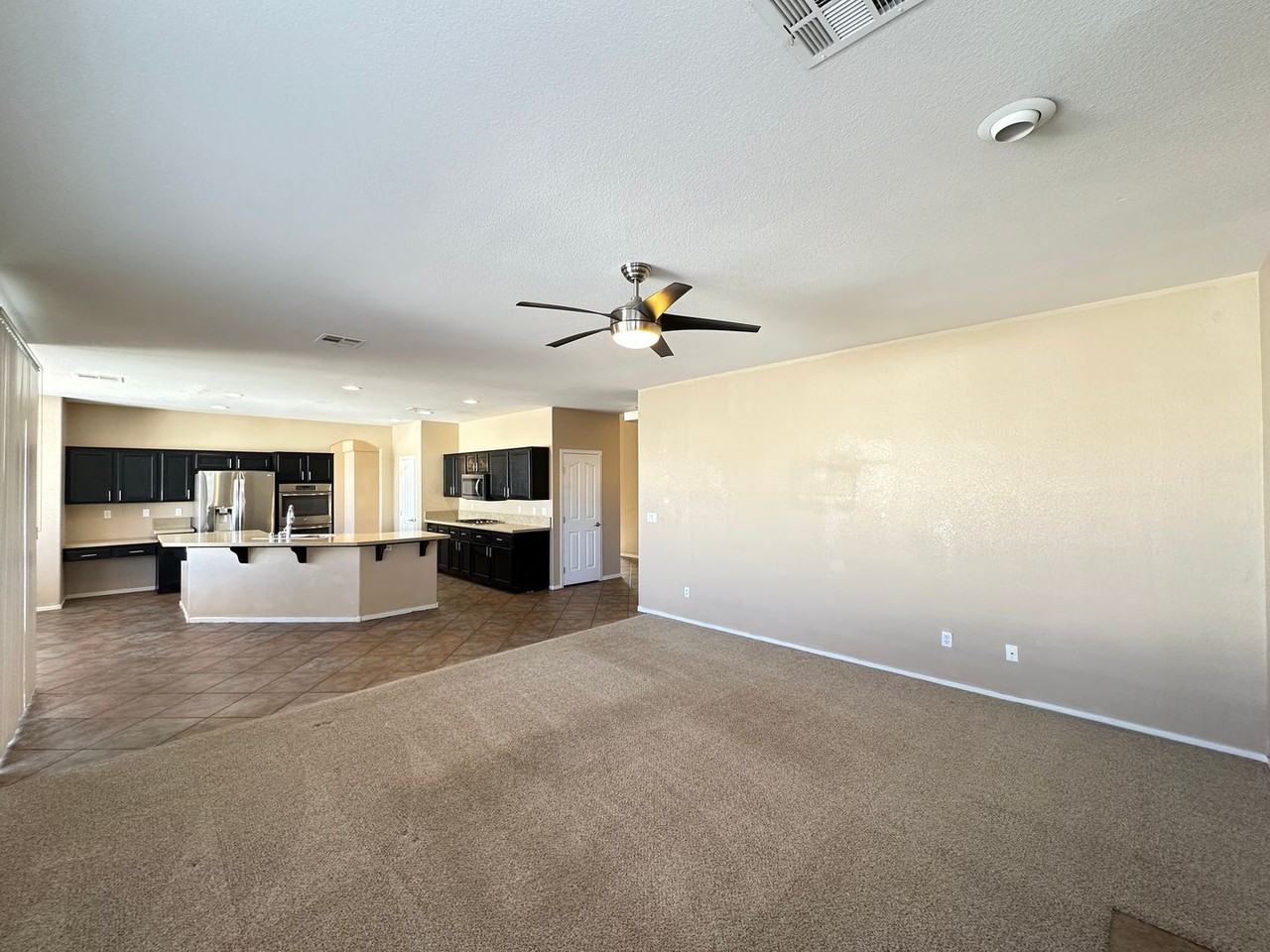 10400 Falls Church Ave - Photo 3 of 32