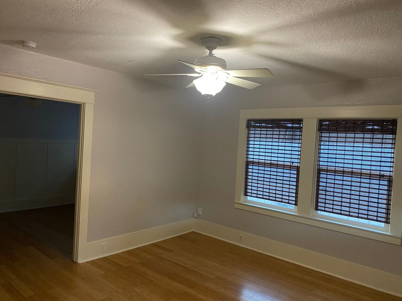 912 Taft Ave - Photo 3 of 8