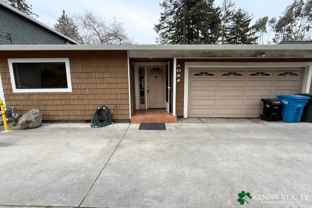 1041 Sunset Dr - Photo 1 of 1