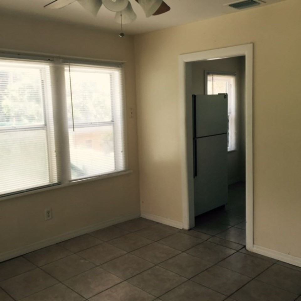 3244 17th Ave. S. Upper/Lower - Photo 3 of 14