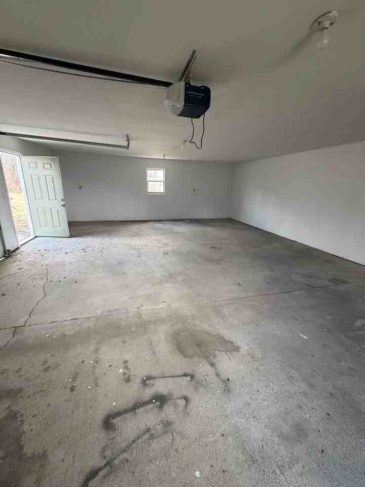 405 E Cowing Dr - Photo 5 of 15