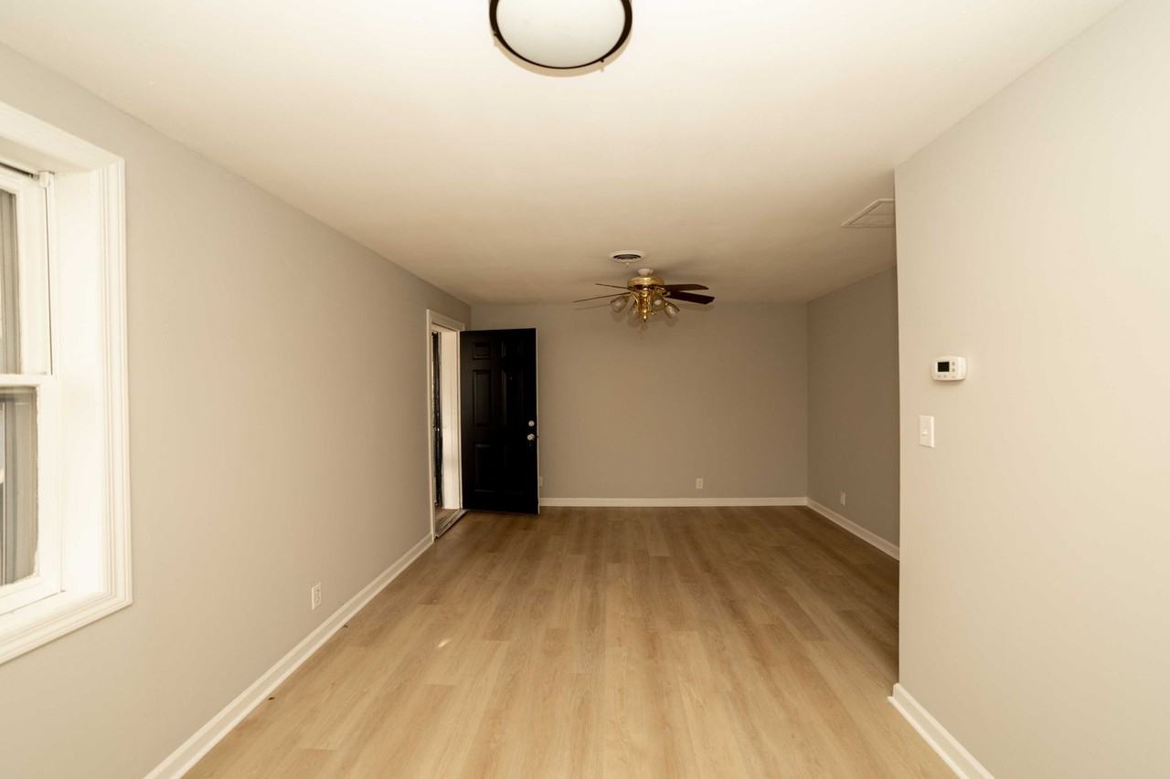 Sharpe Ave - Photo 2 of 20