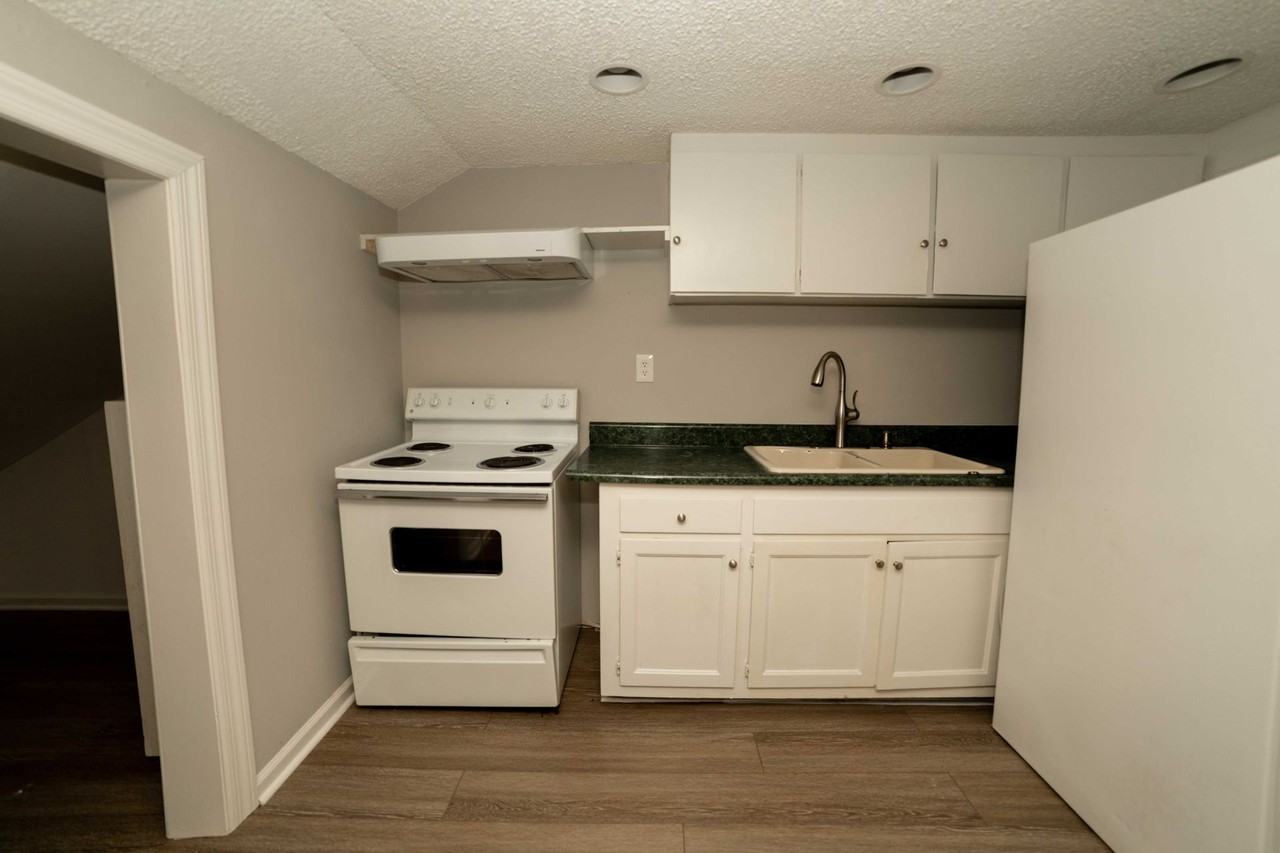 Sharpe Ave - Photo 4 of 20