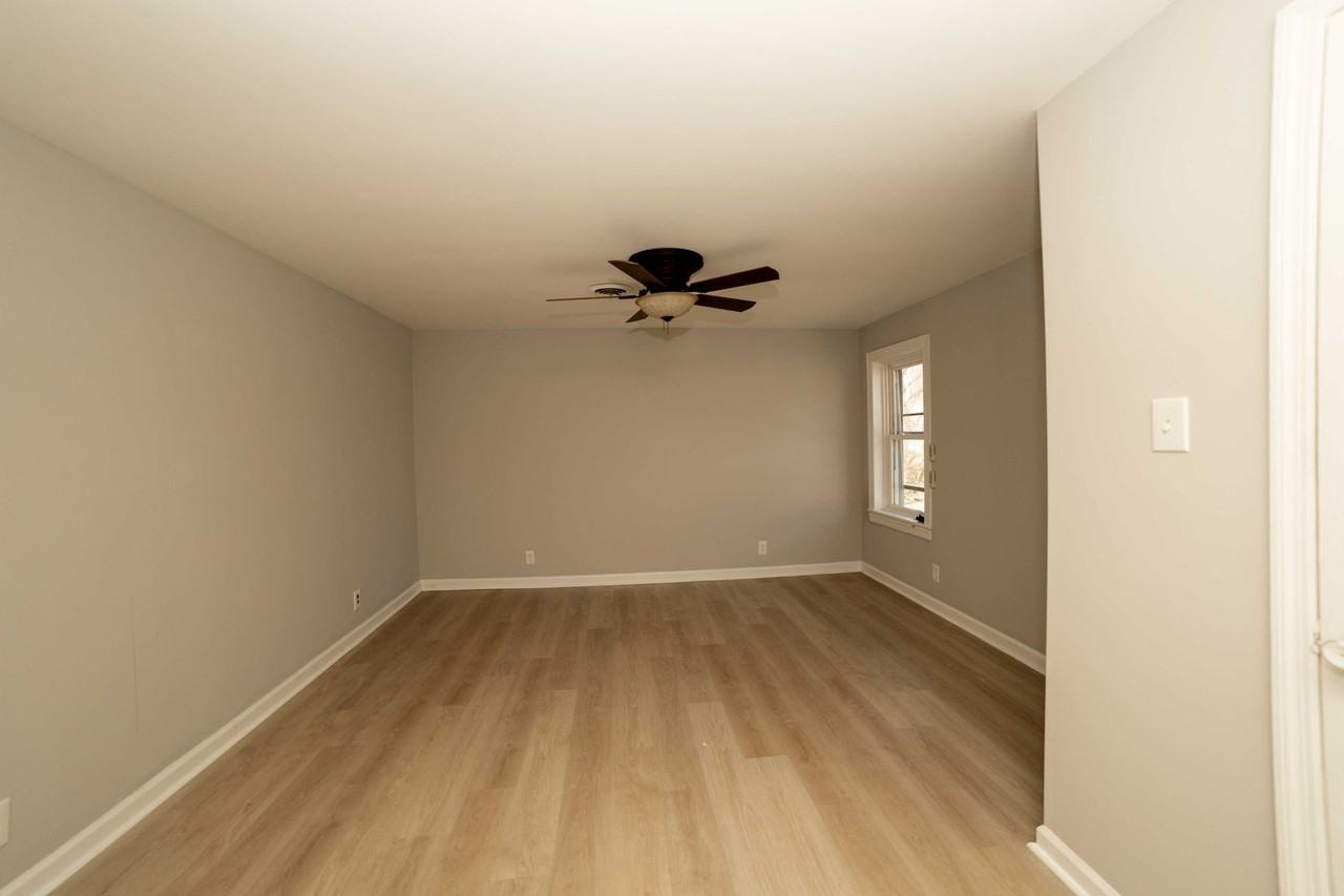 Sharpe Ave - Photo 5 of 20