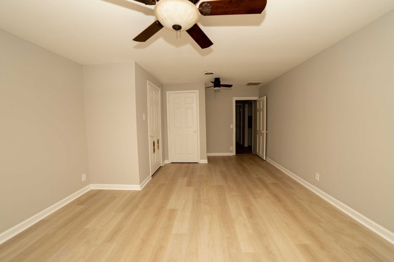 Sharpe Ave - Photo 6 of 20