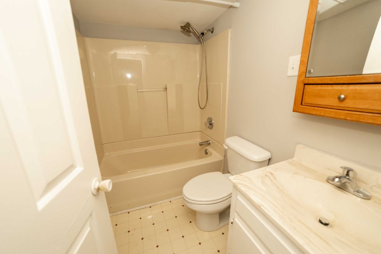 Sharpe Ave - Photo 7 of 20