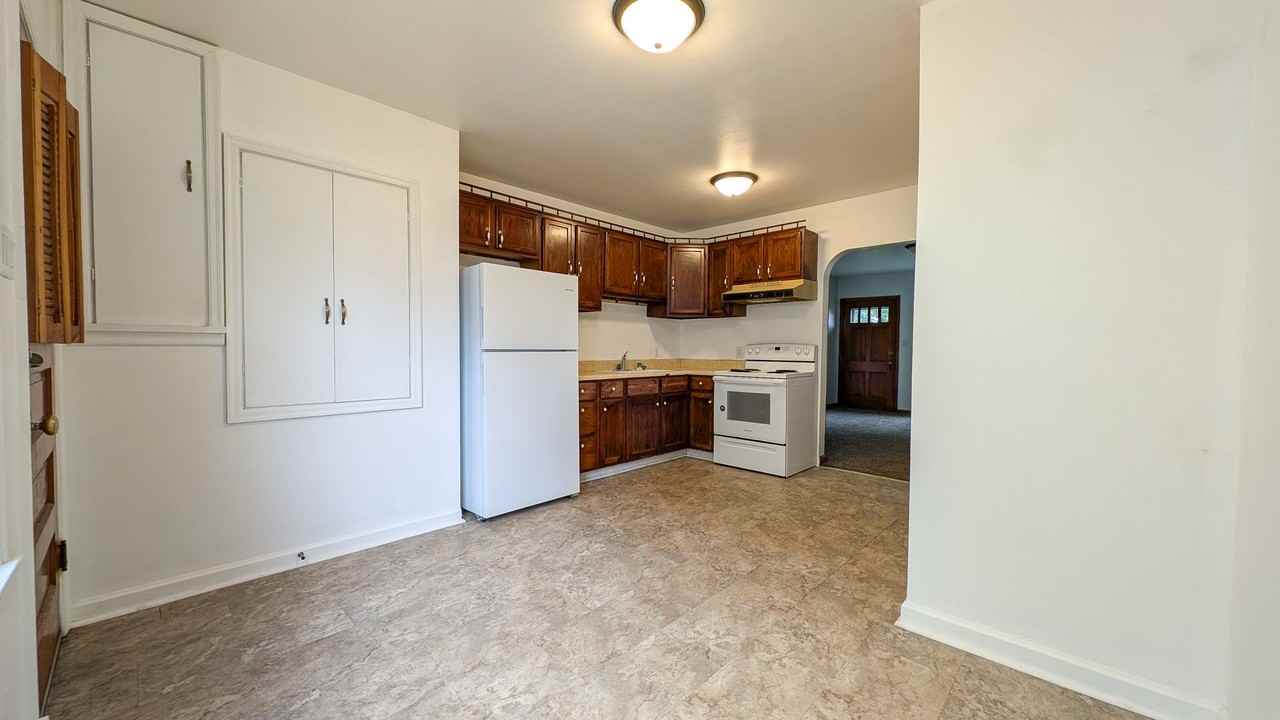 704 Hickory St - Photo 6 of 23