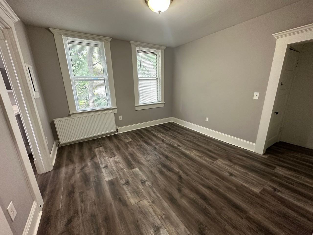 403 W Columbia Ave - Photo 5 of 7