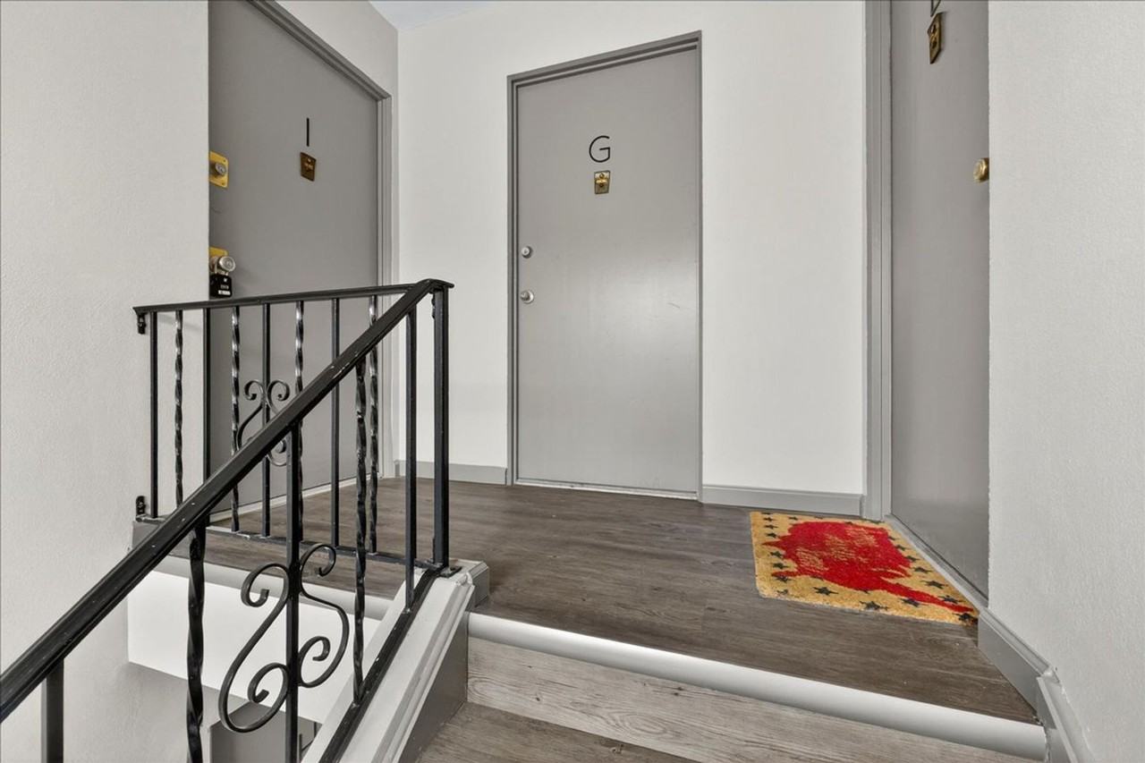 3530 Morganford Rd - Photo 3 of 20