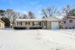 4624 Maryland Ave N - Photo 1 of 1