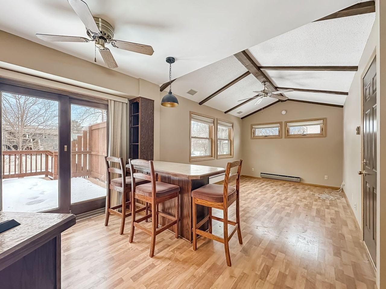 4624 Maryland Ave N - Photo 3 of 24