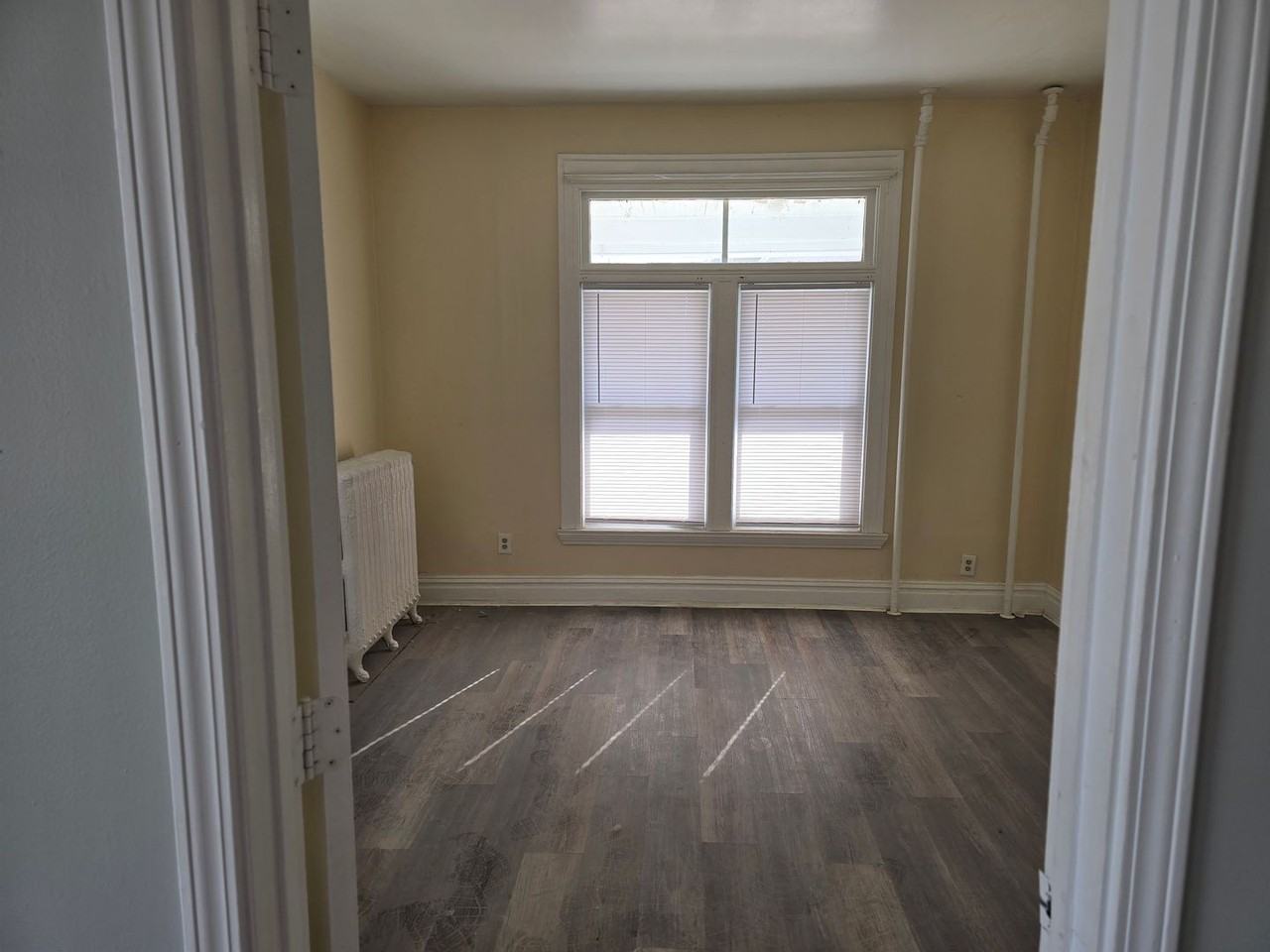 2439 8th Ave - Photo 3 of 6