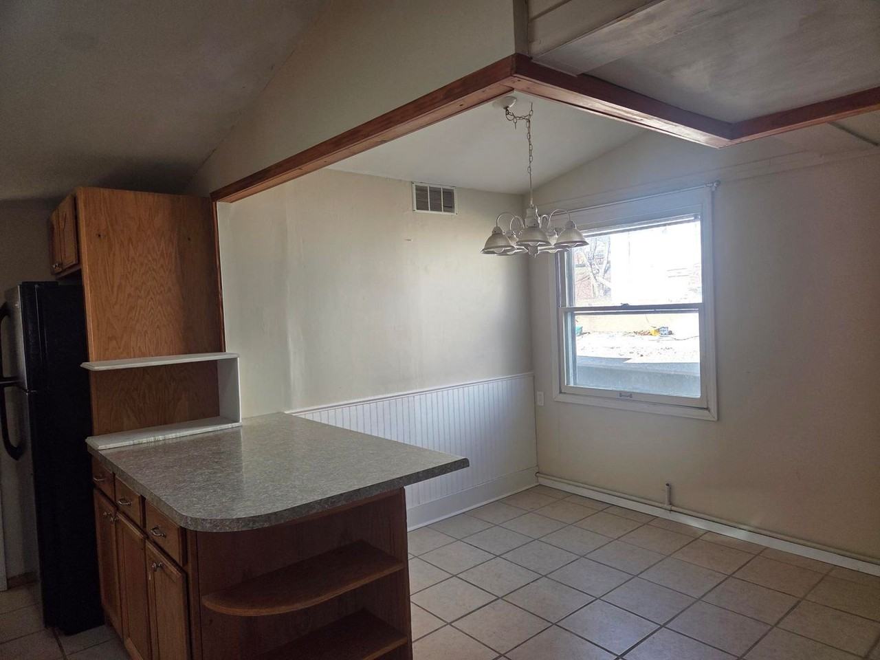 645 Linden Ln - Photo 6 of 18