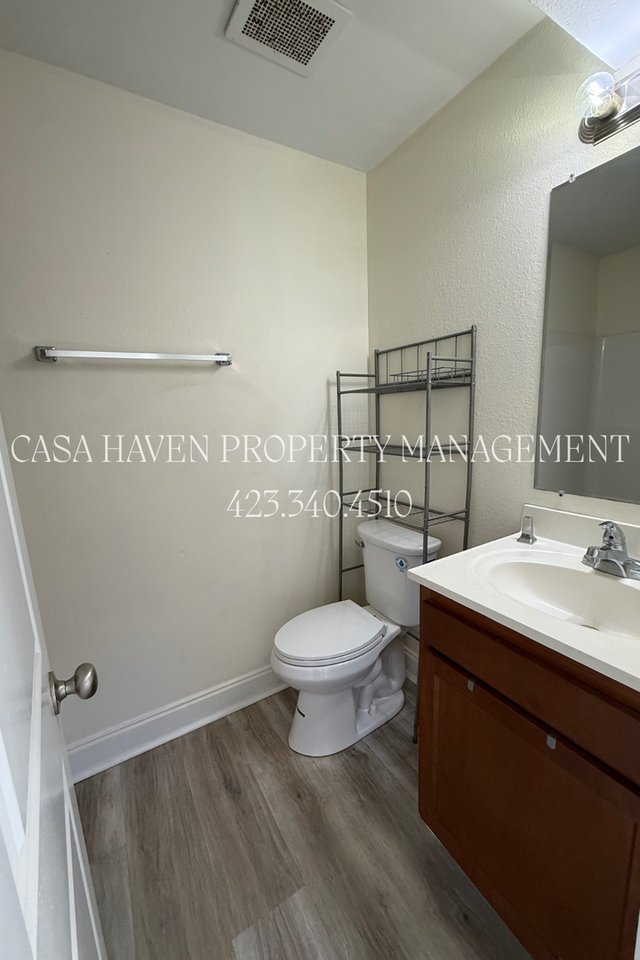 122 Leach Dr #105 - Photo 6 of 10