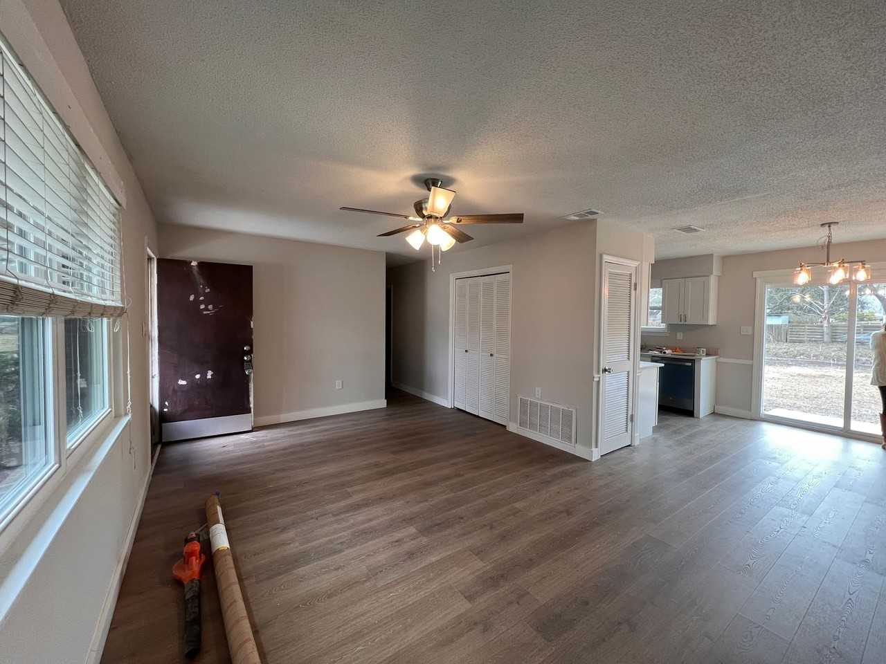 78 Mallard Ln - Photo 3 of 5