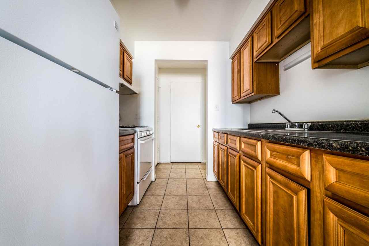 1677 State - Photo 3 of 19