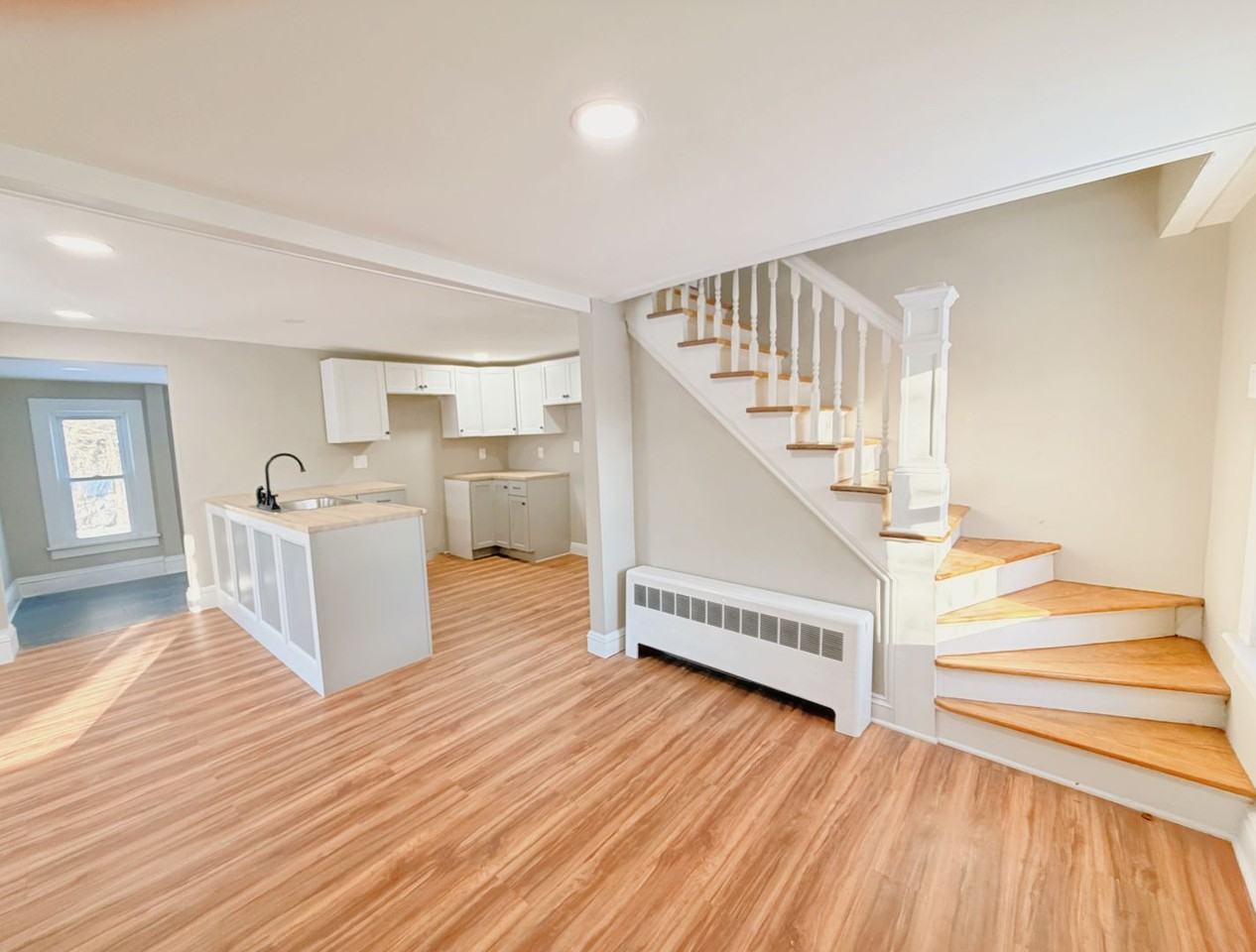 26 Davis St - Photo 2 of 7