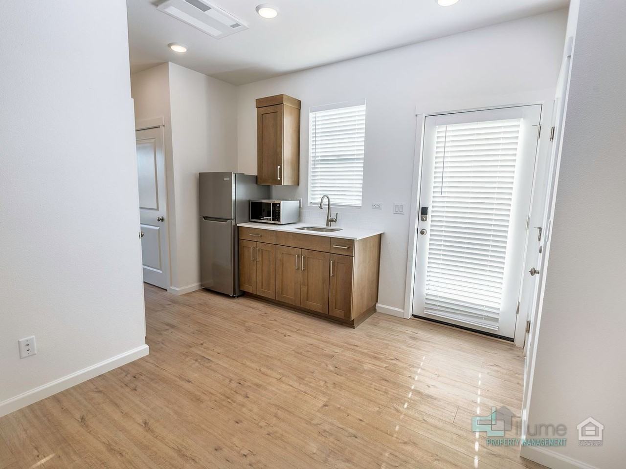 3691 Sw 209th Ave - Photo 6 of 45