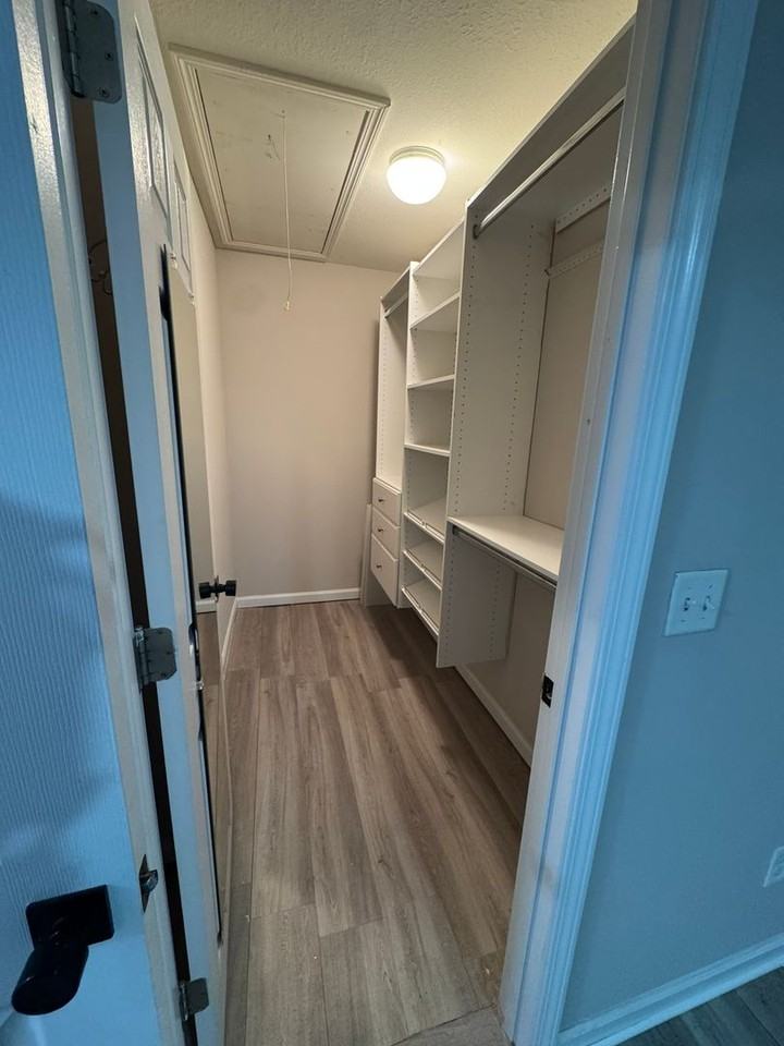 210 Sunview Dr - Photo 7 of 12