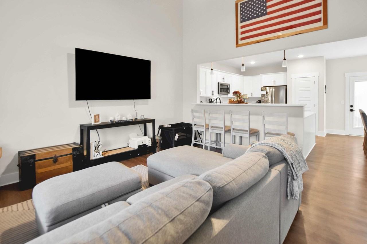 2346 Whitfield Rd - Photo 4 of 18