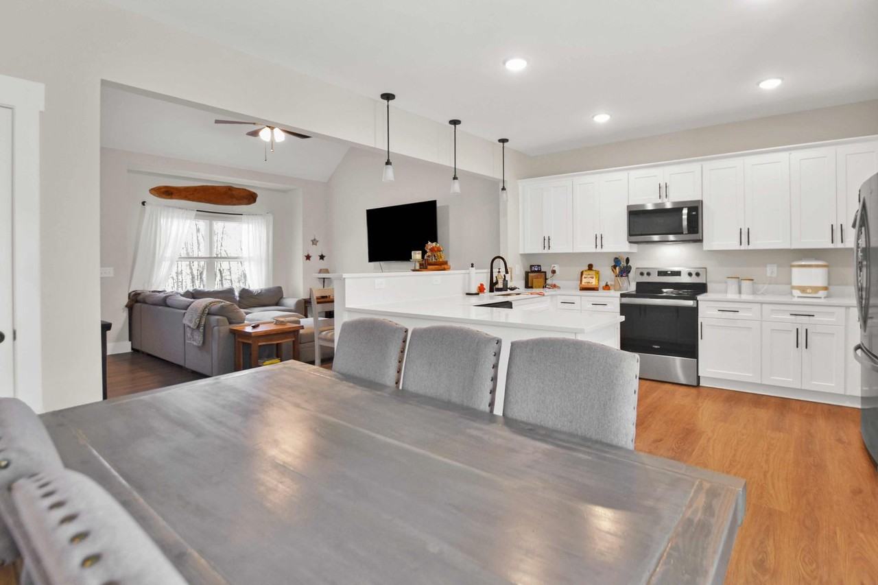 2346 Whitfield Rd - Photo 5 of 18