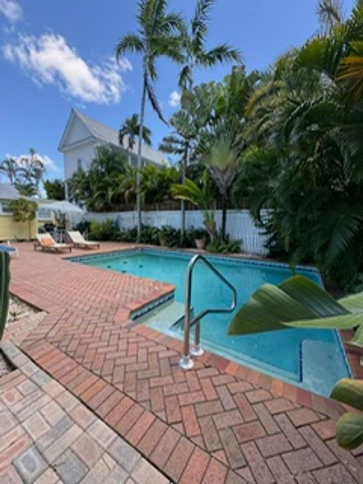 914 Packer St - Photo 5 of 19