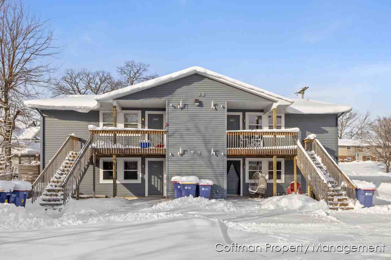 810 Benson - Photo 3 of 6