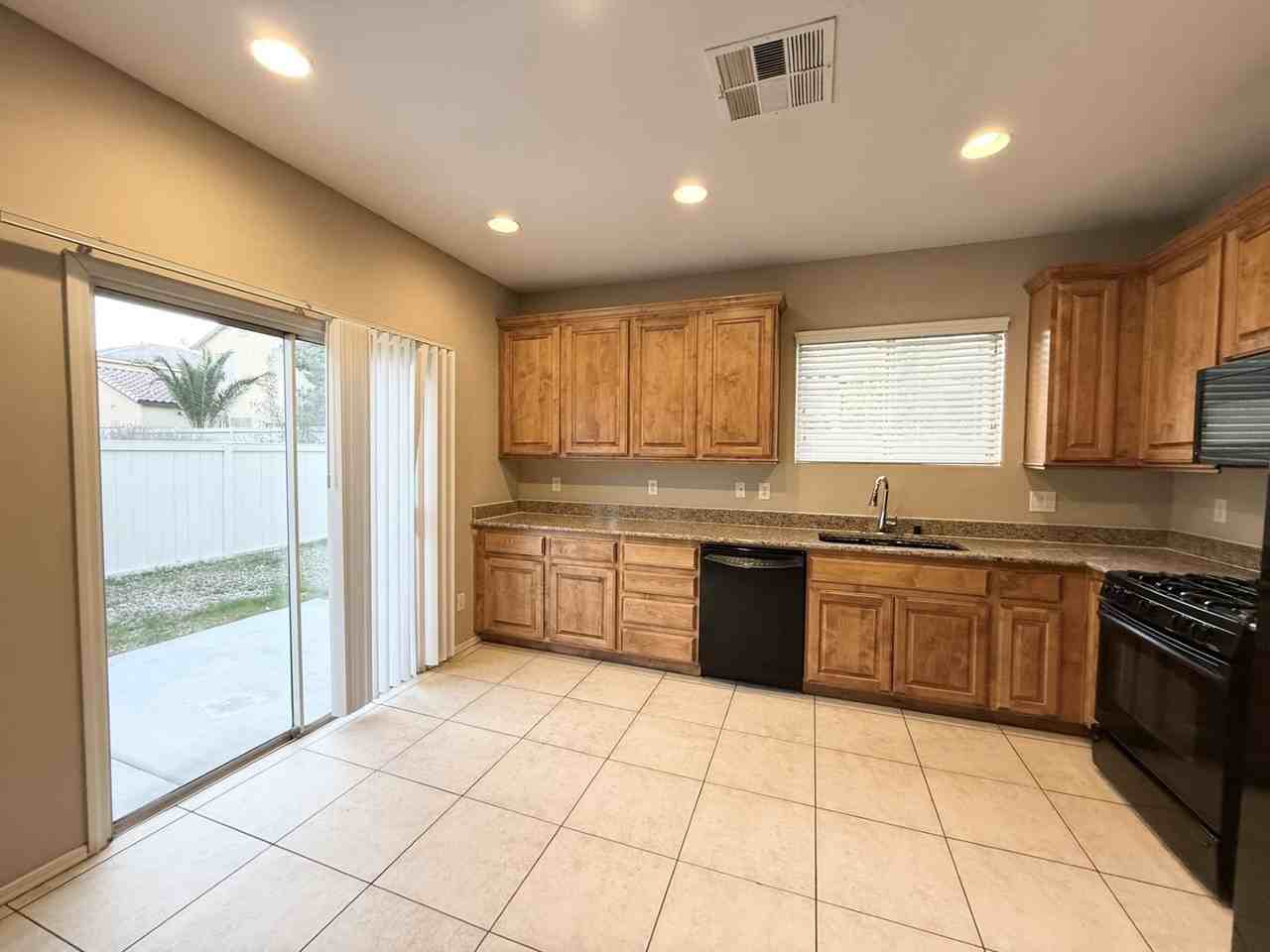 6741 Correen Hills Ct - Photo 3 of 6