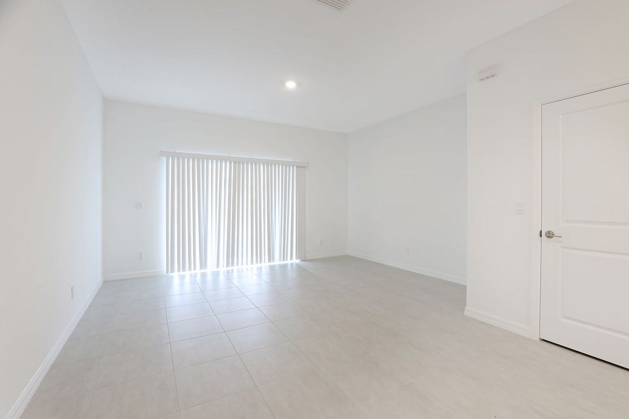 16515 San Nicola Pl - Photo 4 of 18