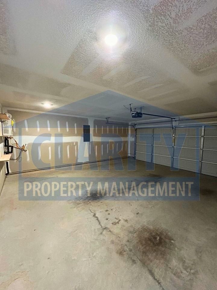 3336 Harmony Ct Ne - Photo 5 of 28