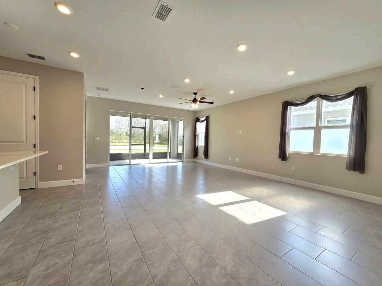 5431 Arlington River Dr - Photo 3 of 30