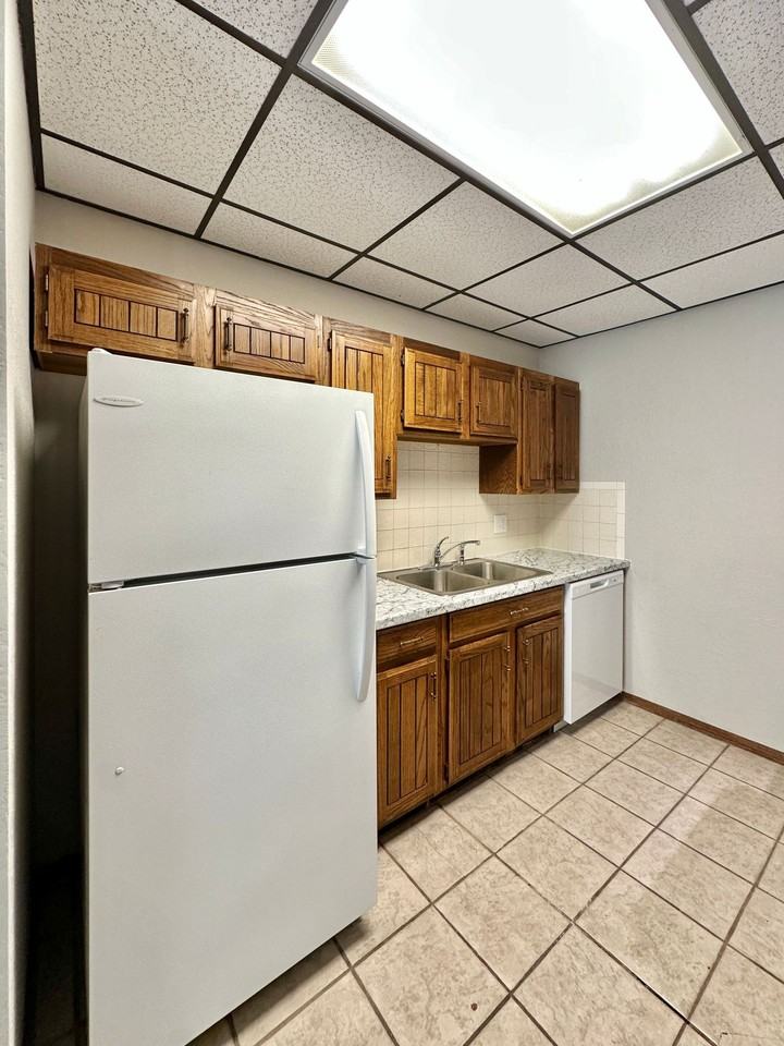 4647 West Gore - Photo 6 of 17