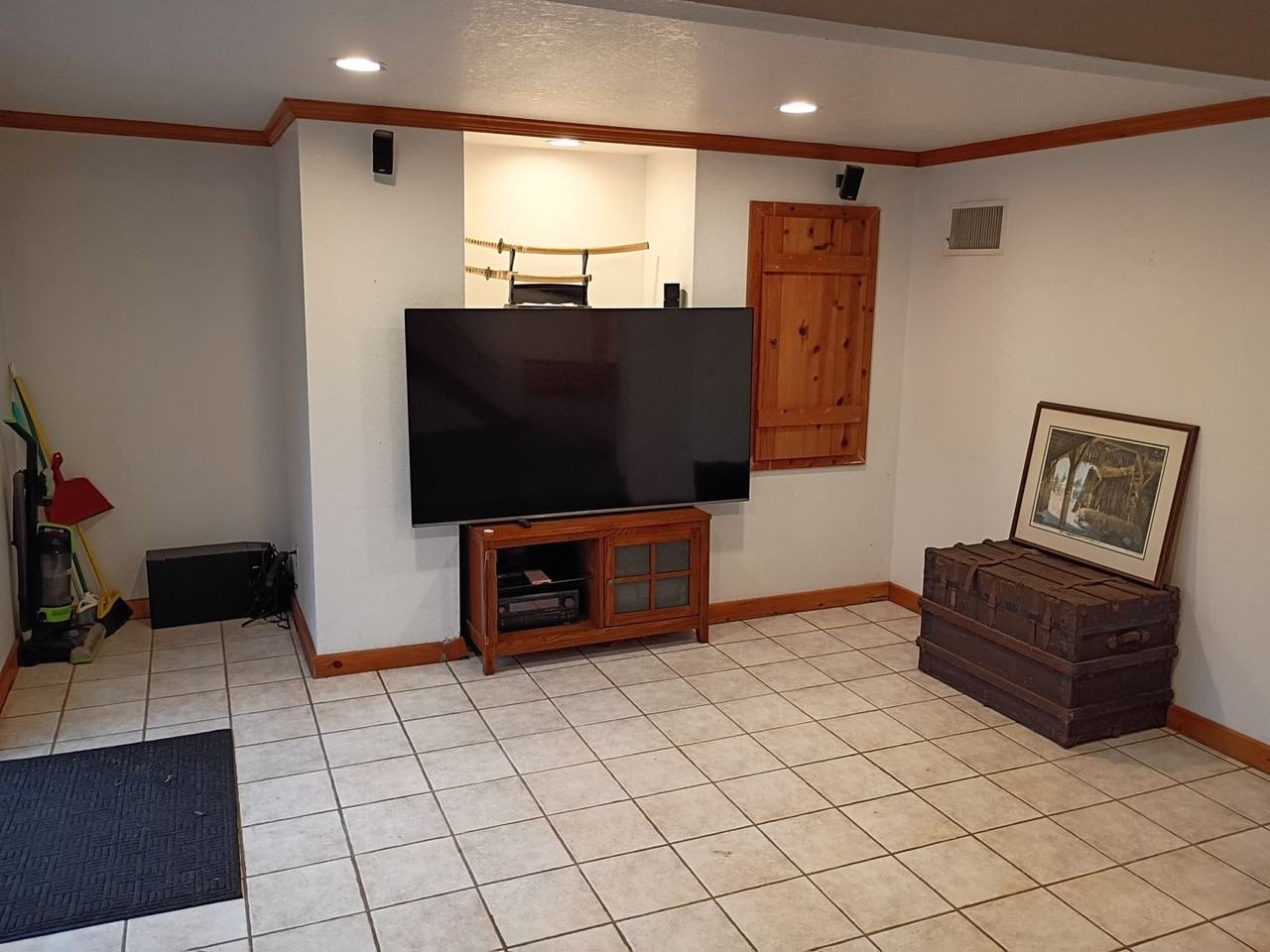 W249N7958 Hillside Rd - Photo 6 of 33