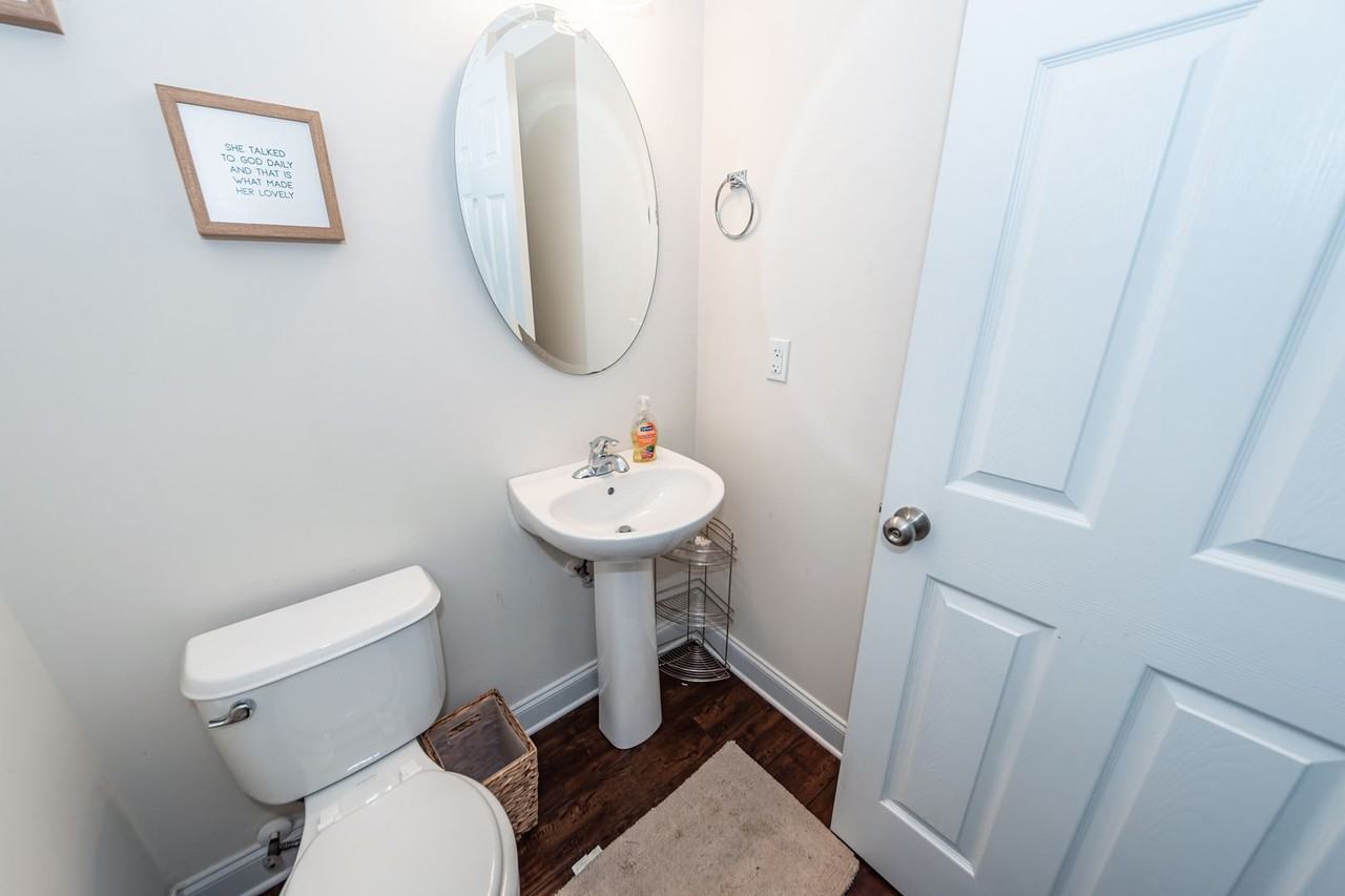 254 Chemistry Cir - Photo 3 of 28