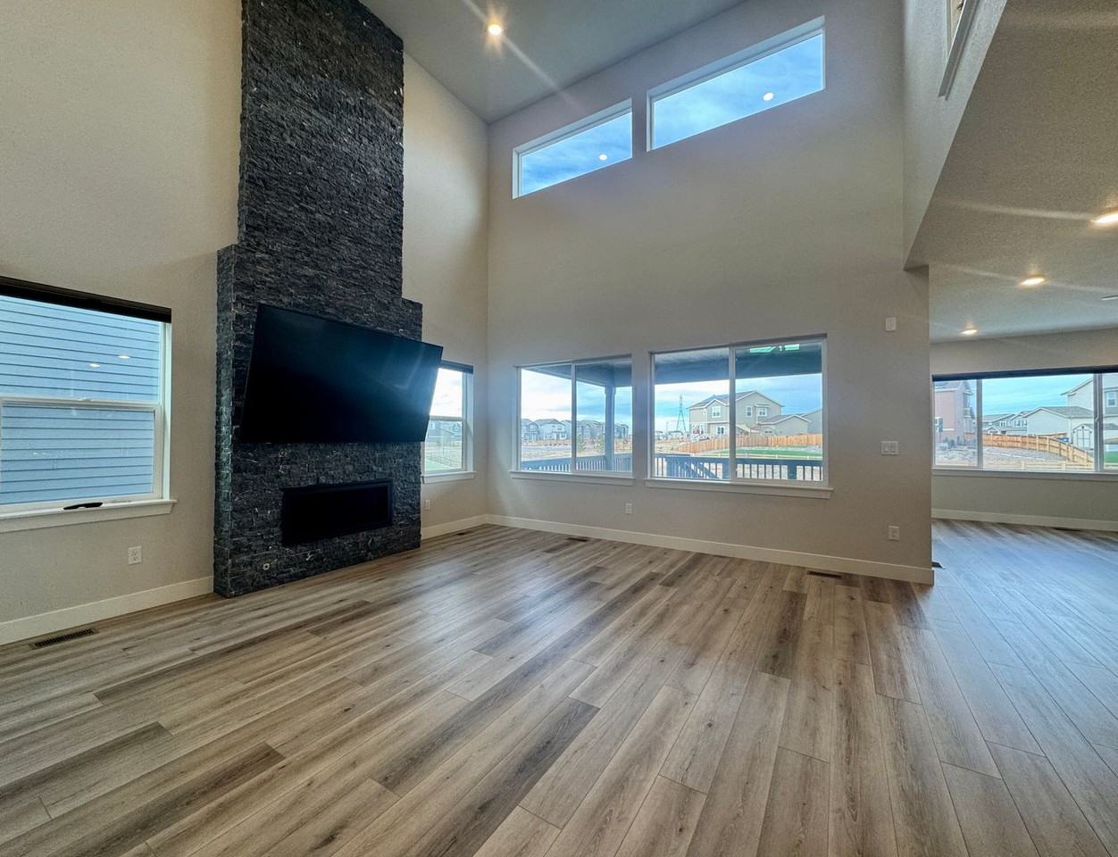 13331 E 100th Pl - Photo 4 of 43