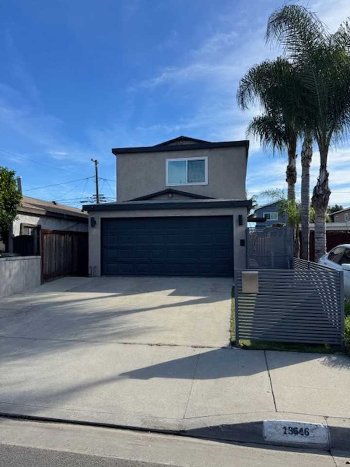 13646 Verdura Ave - Photo 2 of 50