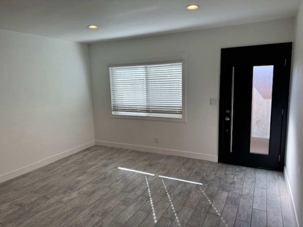 13646 Verdura Ave - Photo 7 of 50