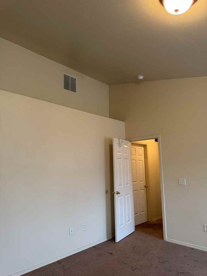 622 Cedarbrook Dr - Photo 5 of 8