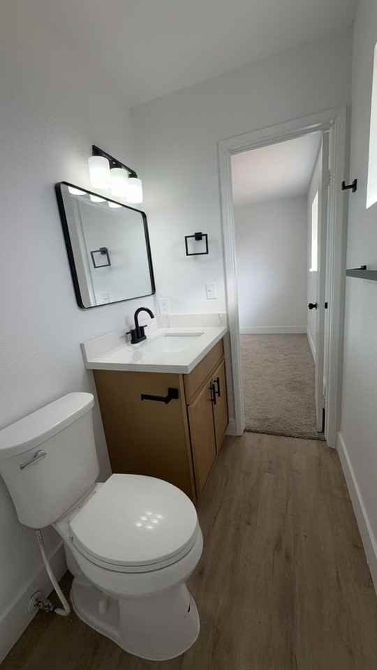 925 E 7th Dr - Photo 4 of 10